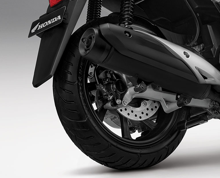 feature all new honda pcx 150 2018 rear disc brake
