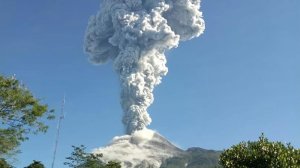 gunung merapi erupsi 2018